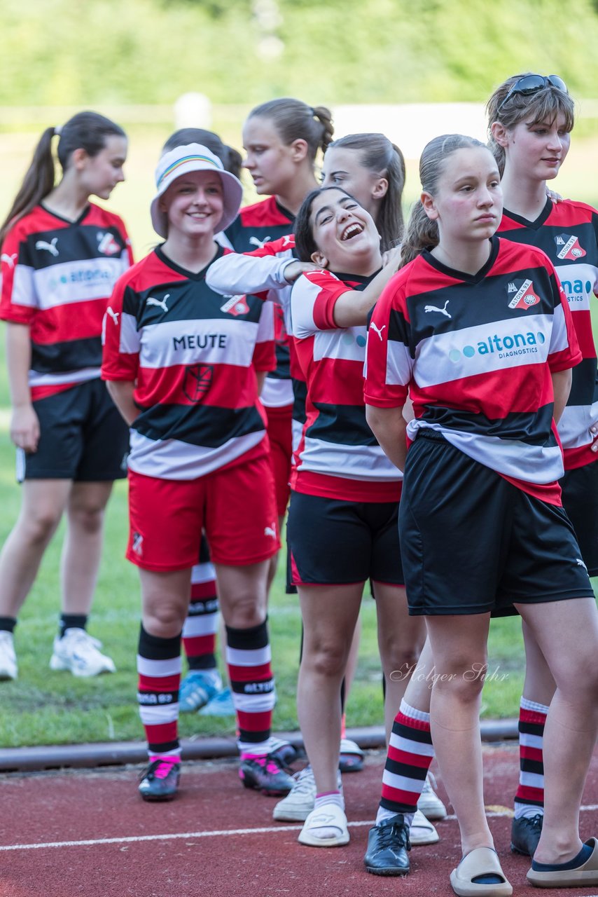 Bild 66 - Loewinnen Cup